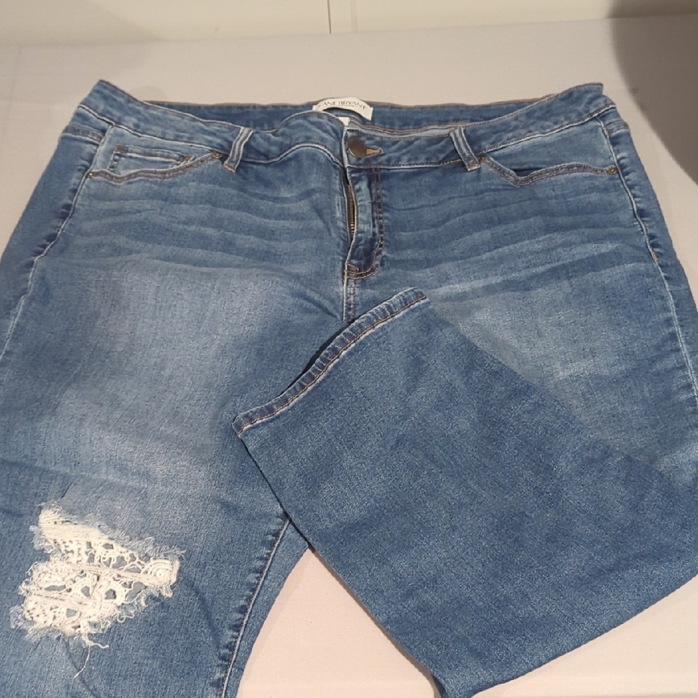 Lane Bryant Medium Blue Capri Jeans